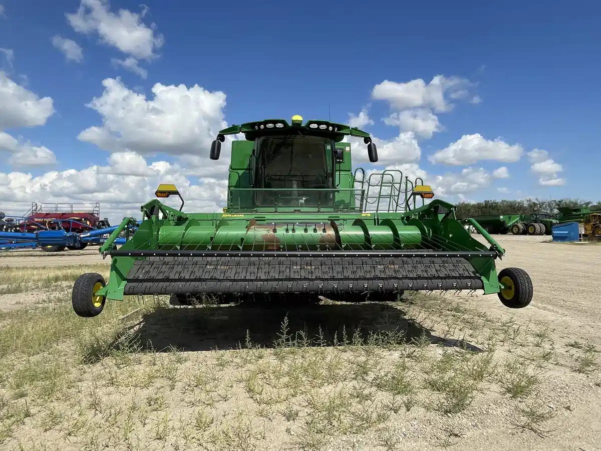 Gallery image 2 for Used 2021 John Deere S790 Combine