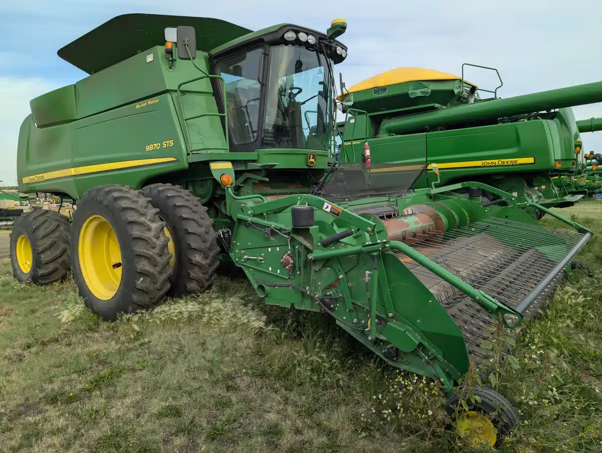Gallery image 2 for Used 2011 John Deere 9870 STS Combine