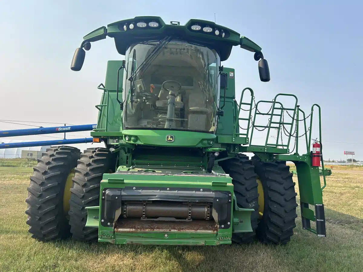 Gallery image 2 for Used 2021 John Deere S780 Combine