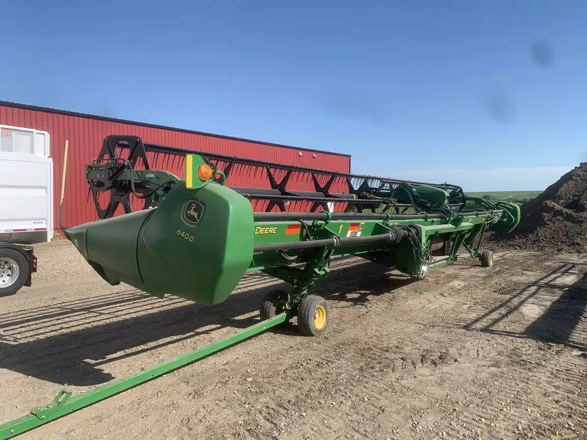 Gallery image 2 for Used 2014 John Deere 640FD Harvester