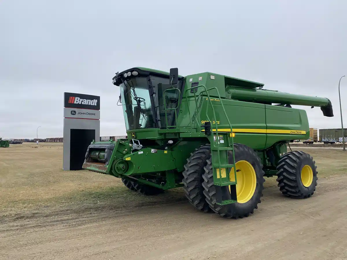 Gallery image 1 for Used 2008 John Deere 9870 STS Combine