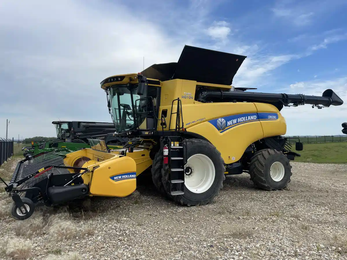 Gallery image 2 for 2018 New Holland CR10.90Z Combine