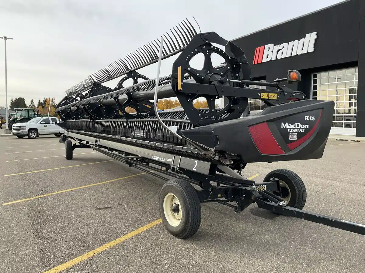 Gallery image 1 for Used 2021 MacDon FD135 Header - Draper