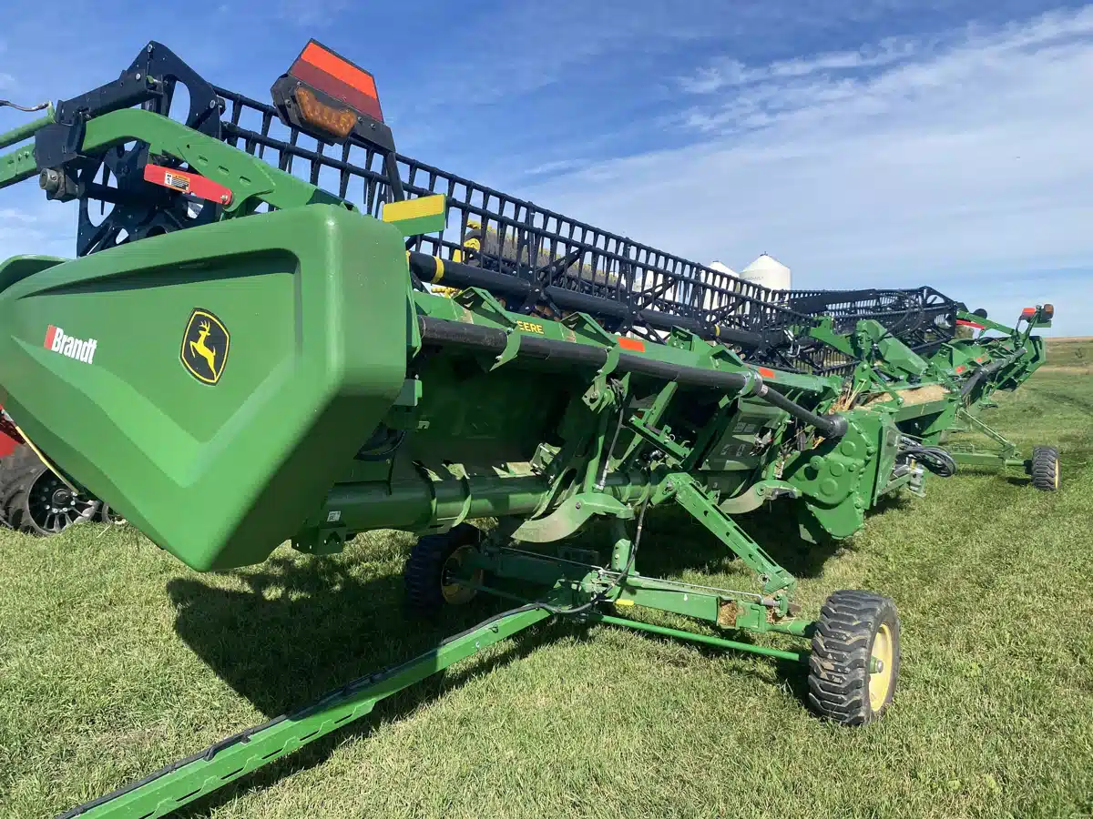Gallery image 2 for Used 2022 John Deere HD45F Header Combine