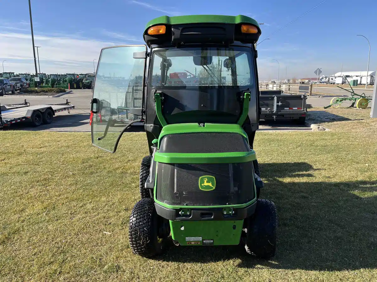 Gallery image 2 for Used 2023 John Deere 1585 Mower - Front Deck
