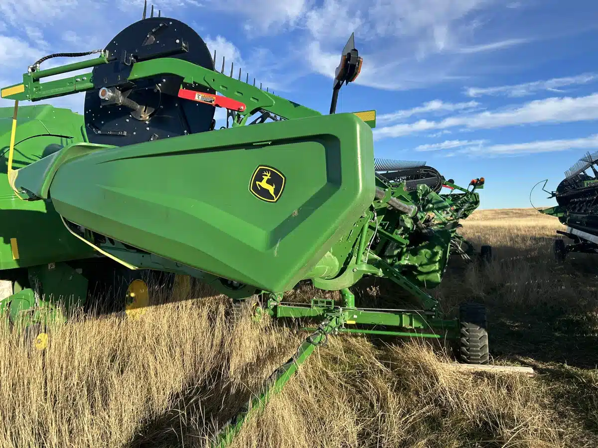 Gallery image 2 for Used 2023 John Deere HD45R Header Combine