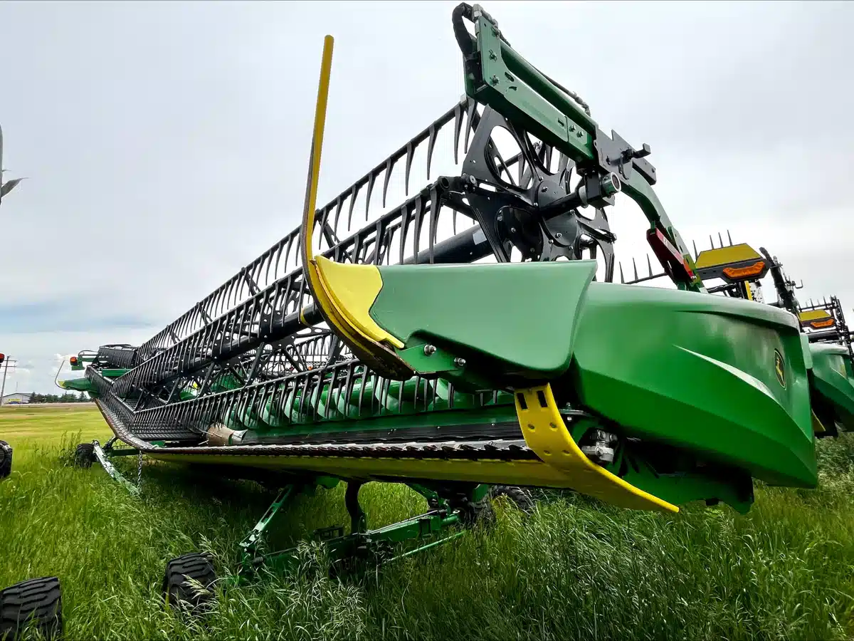 Gallery image 1 for Used 2022 John Deere HD45R Header Combine