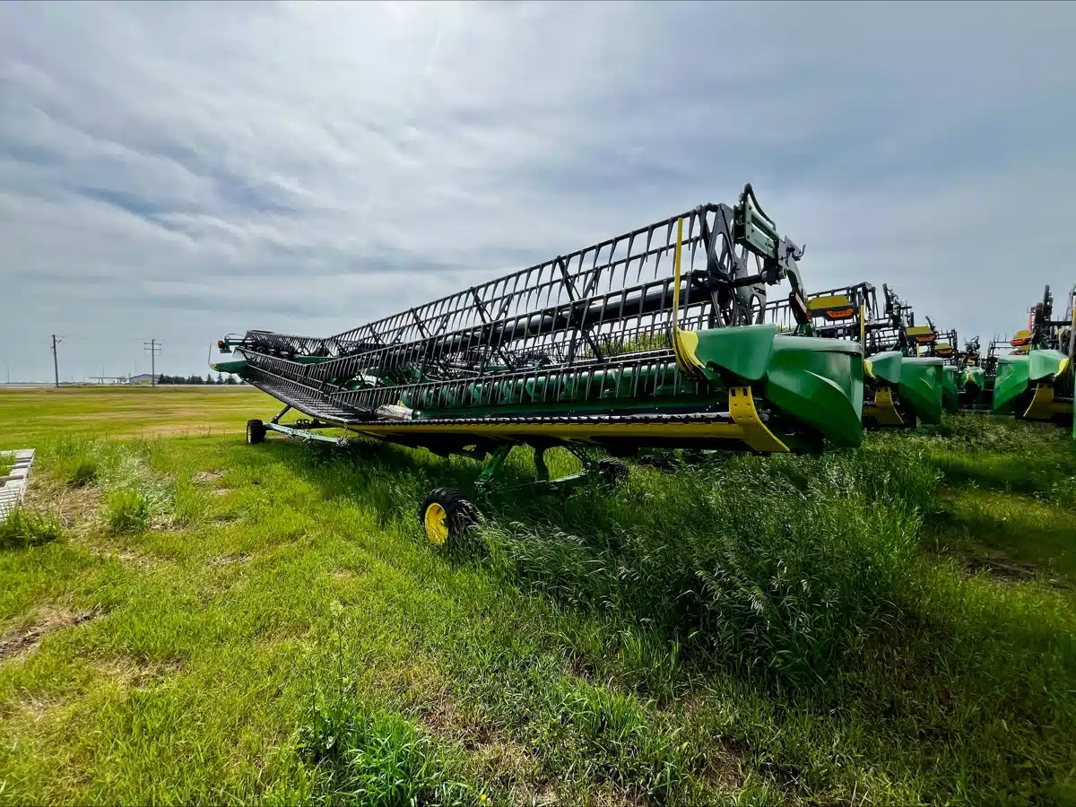 Gallery image 1 for Used 2022 John Deere HD45R Header Combine