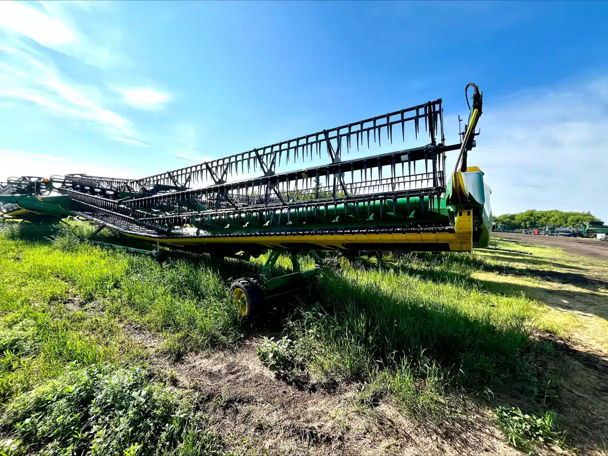 Gallery image 1 for Used 2022 John Deere HD45R Header Combine
