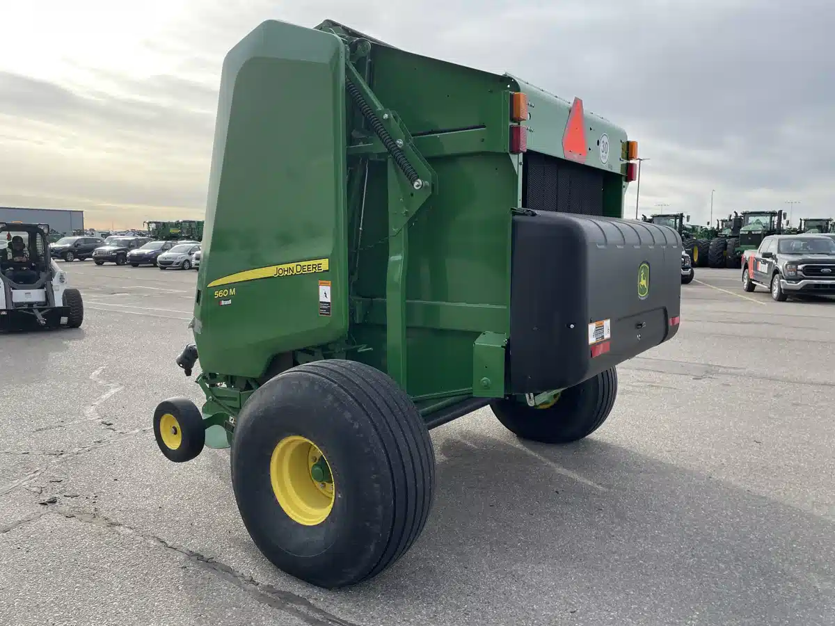 Gallery image 2 for Used 2023 John Deere 560M Round Baler