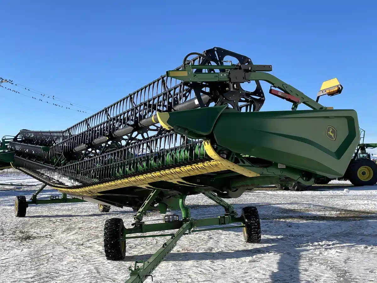Gallery image 1 for Used 2022 John Deere HD45R Header Combine