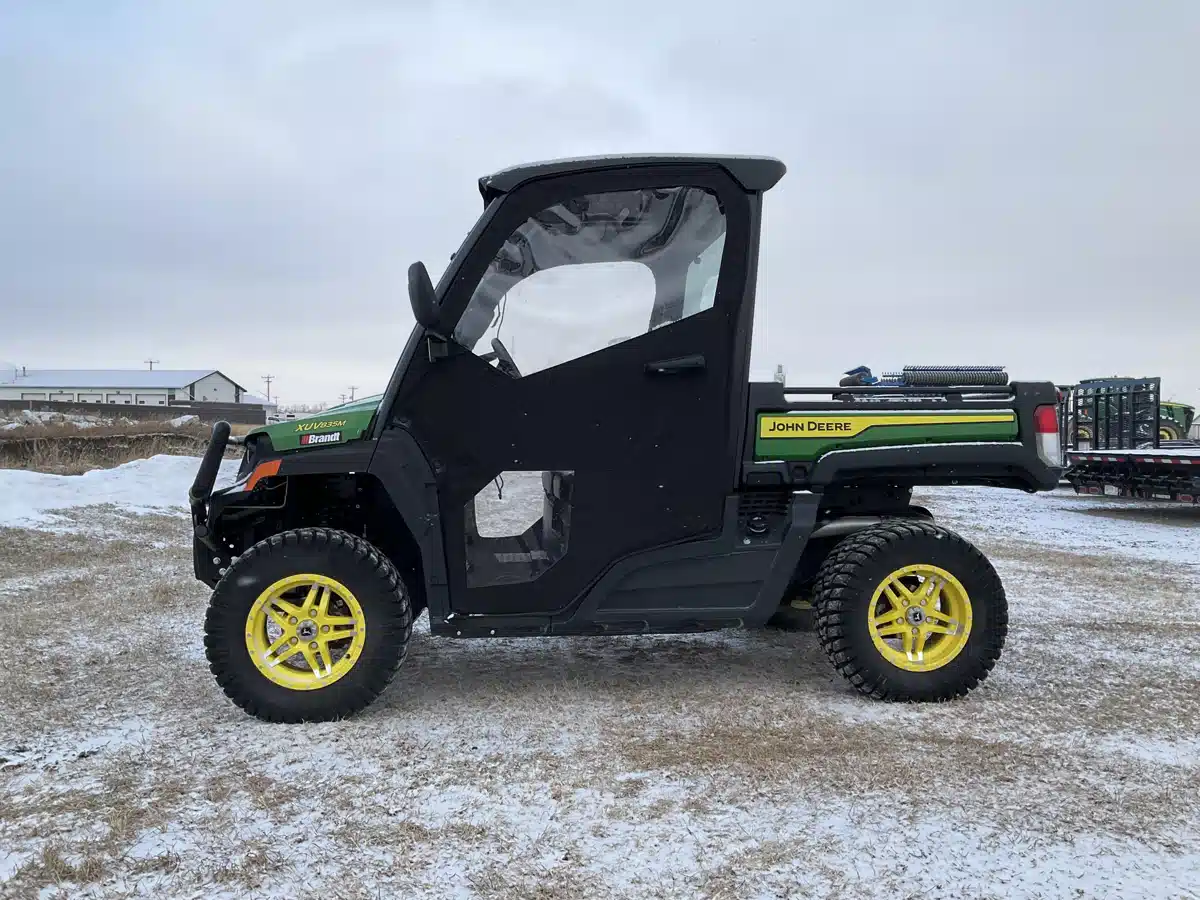 Gallery image 2 for Used 2023 John Deere XUV 835M Utility Vehicle