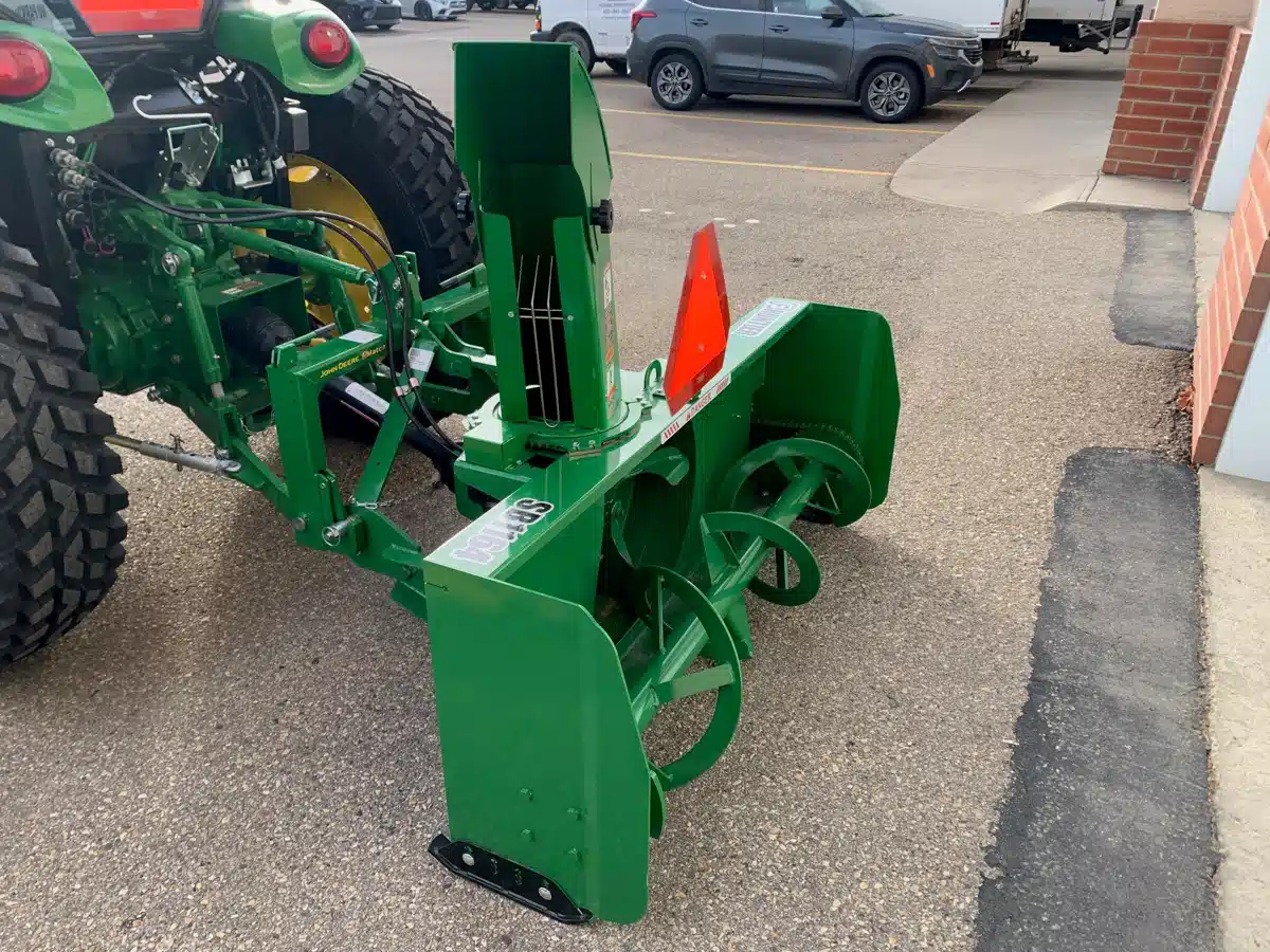 Gallery image 2 for Used 2020 Frontier SB1164 Snow Blower