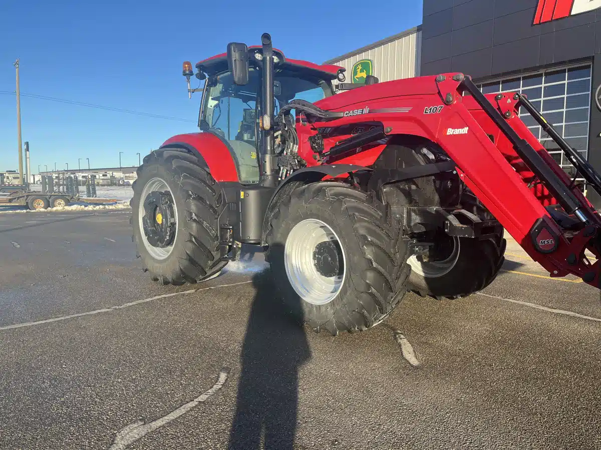 Gallery image 2 for Used 2021 Case IH PUMA 220 Tractor