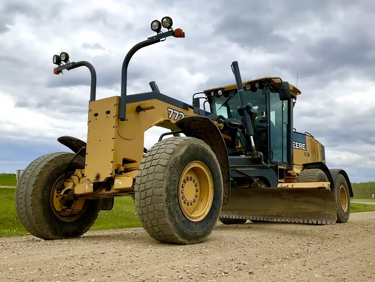 Gallery image 1 for Used 2015 John Deere 772G Grader