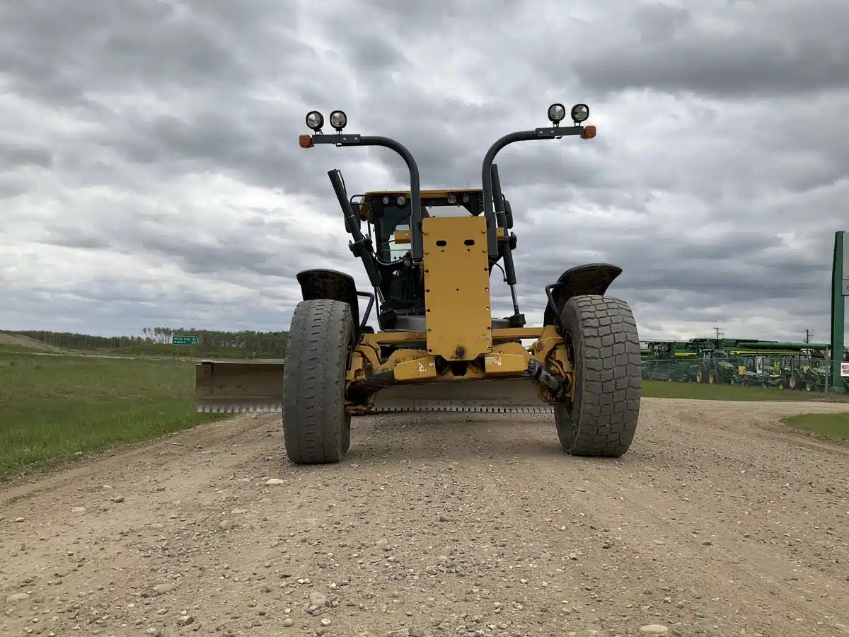 Gallery image 2 for Used 2015 John Deere 772G Grader