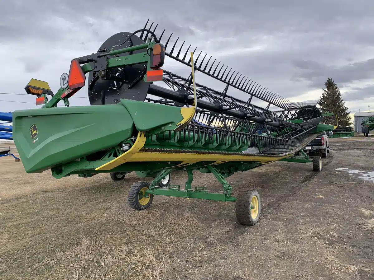 Gallery image 2 for Used 2022 John Deere HD45R Header Combine