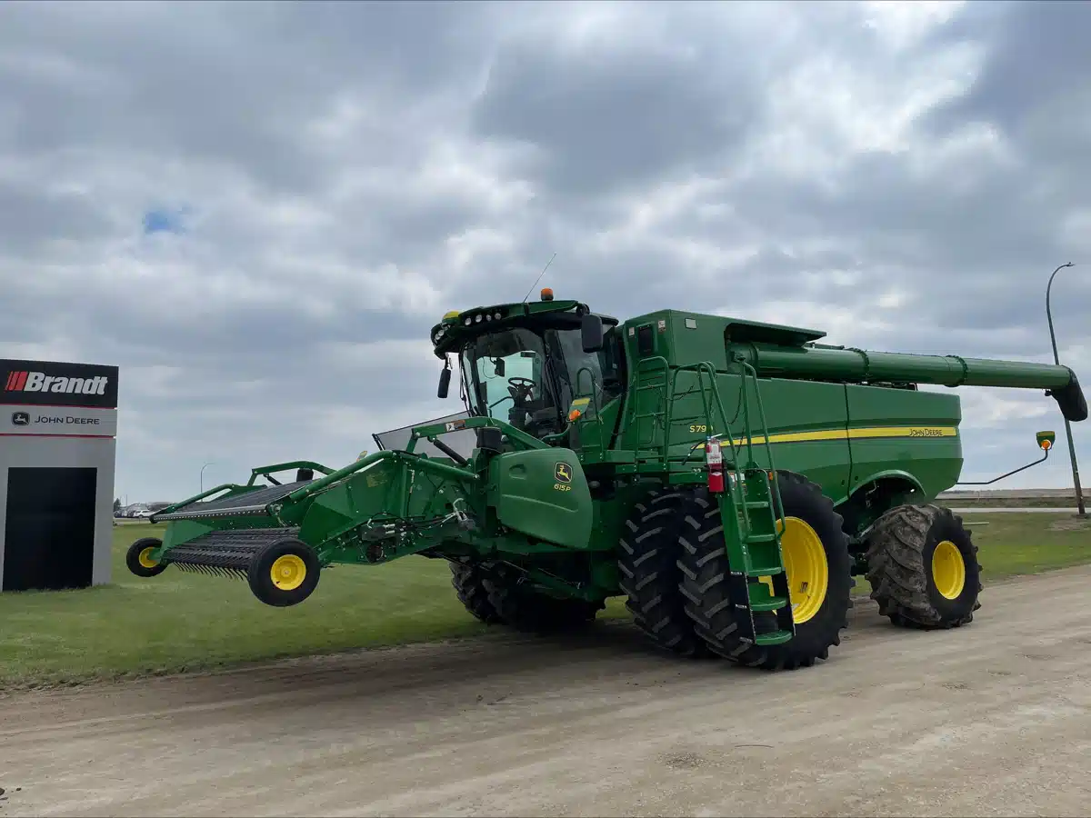 Gallery image 1 for Used 2018 John Deere S790 Combine