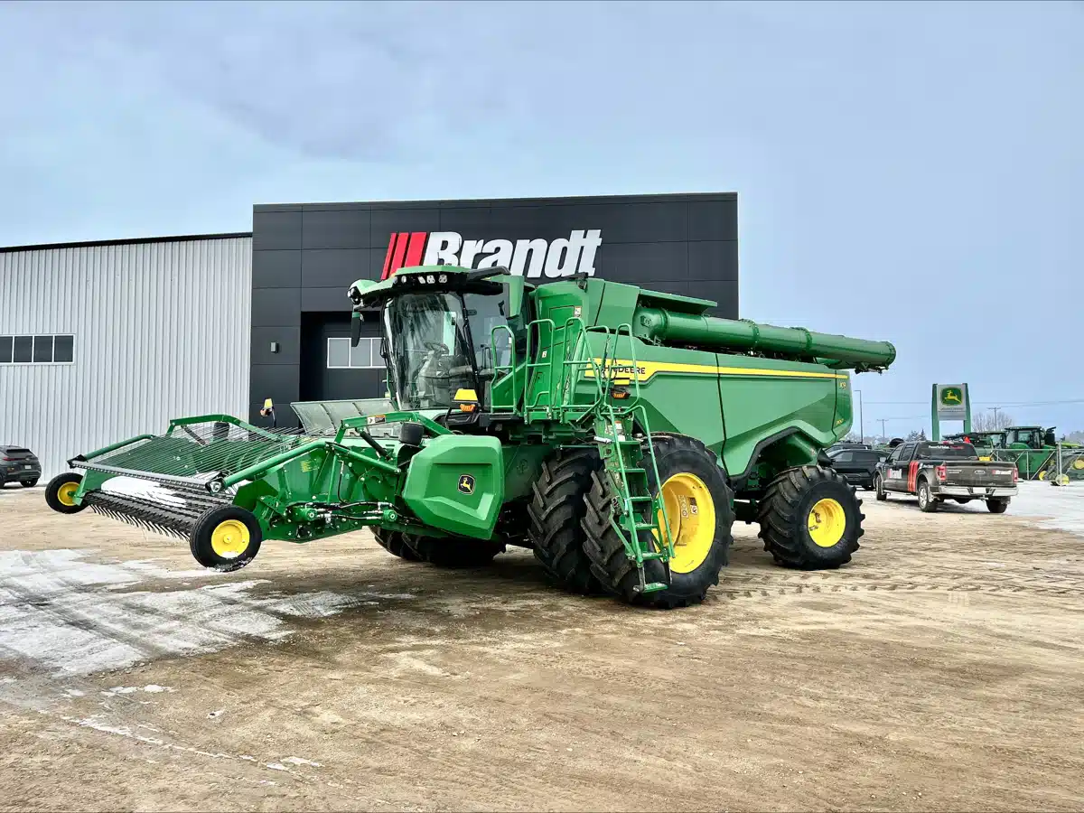 Gallery image 2 for 2024 John Deere X9 1100 Combine