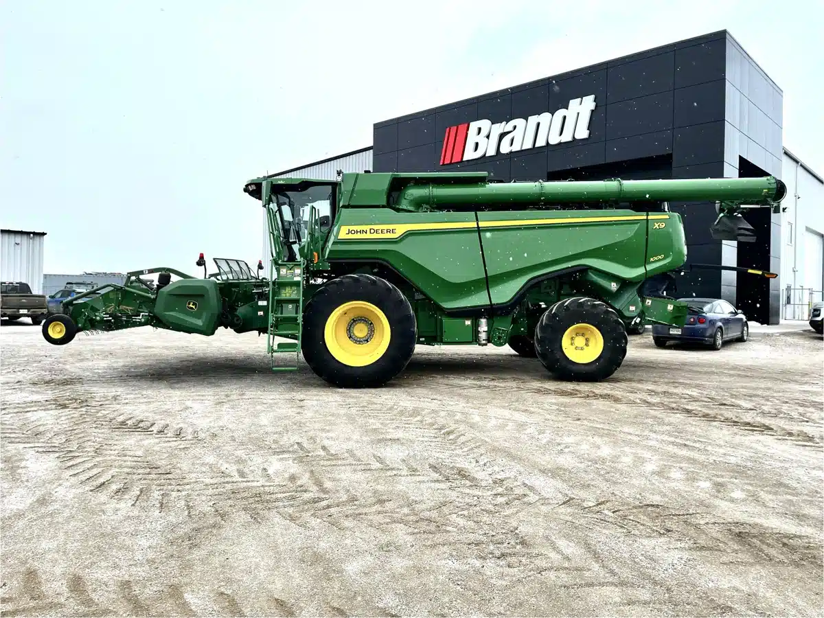 Gallery image 2 for Used 2023 John Deere X9 1000 Combine