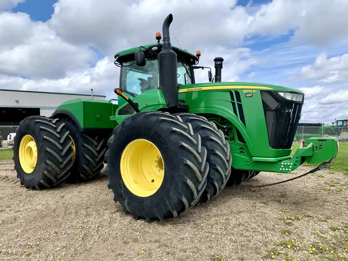 Gallery image 2 for Used 2015 John Deere 9570R Tractor