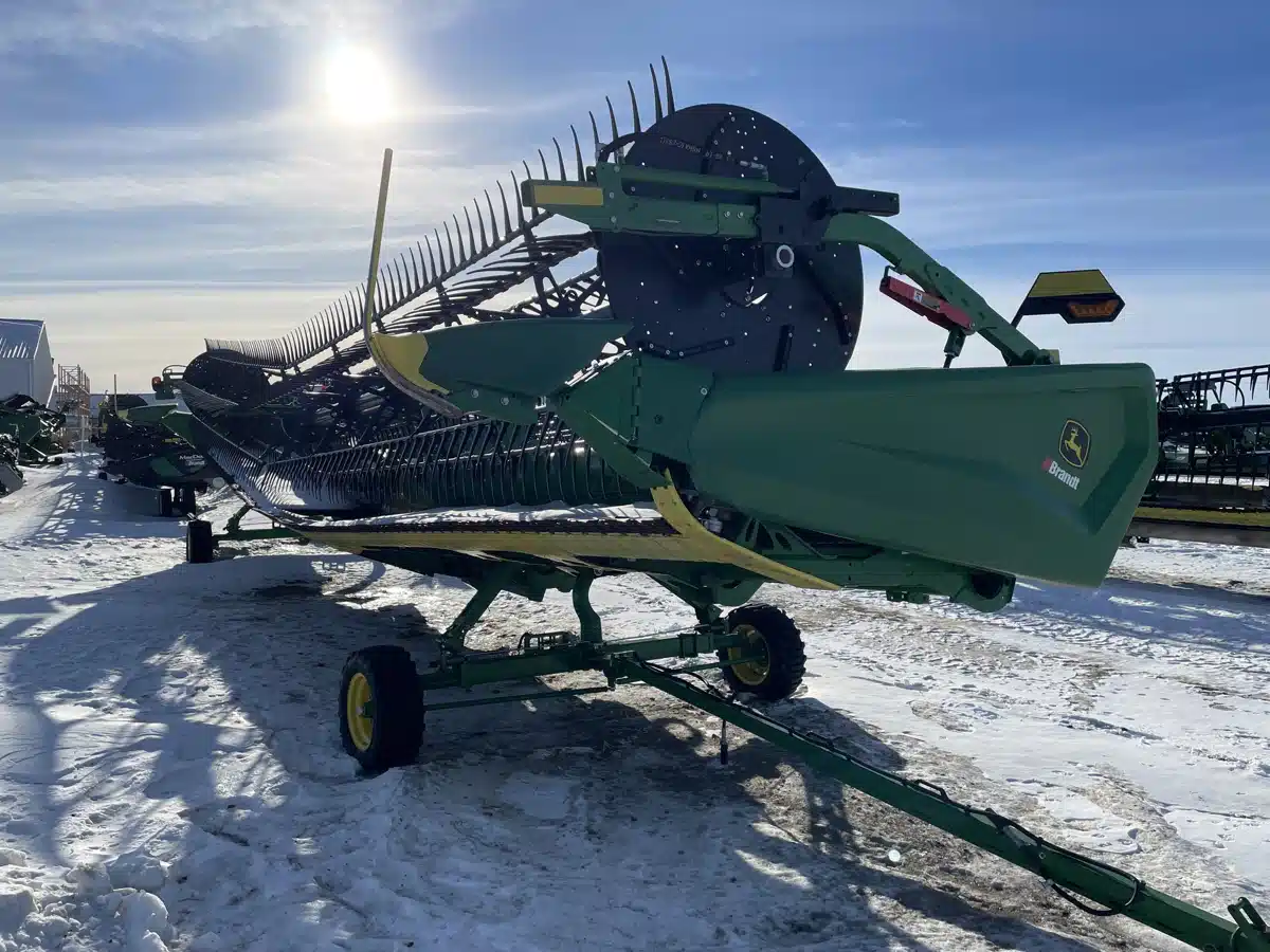 Gallery image 1 for Used 2022 John Deere HD45R Header Combine