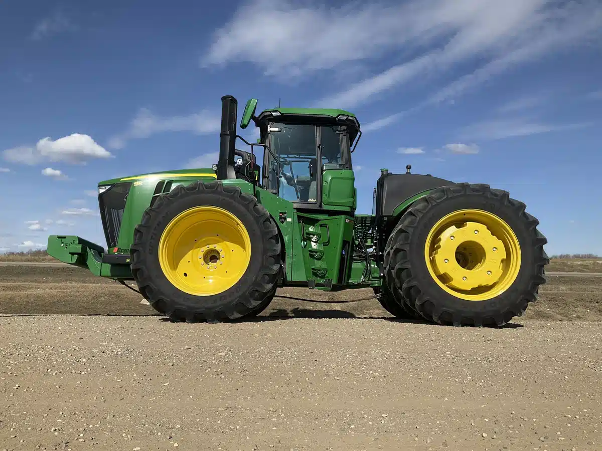 Gallery image 2 for Used 2024 John Deere 9R 590 Tractor