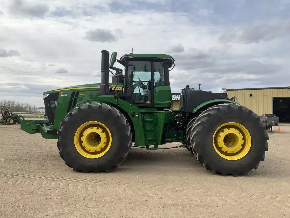Gallery image 2 for Used 2024 John Deere 9R 590 Tractor