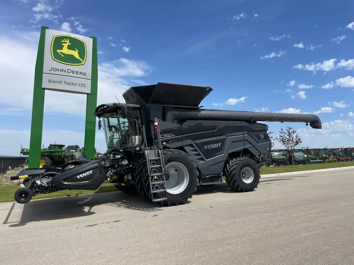 Gallery image 2 for Used 2020 Fendt IDEAL 9 Combine