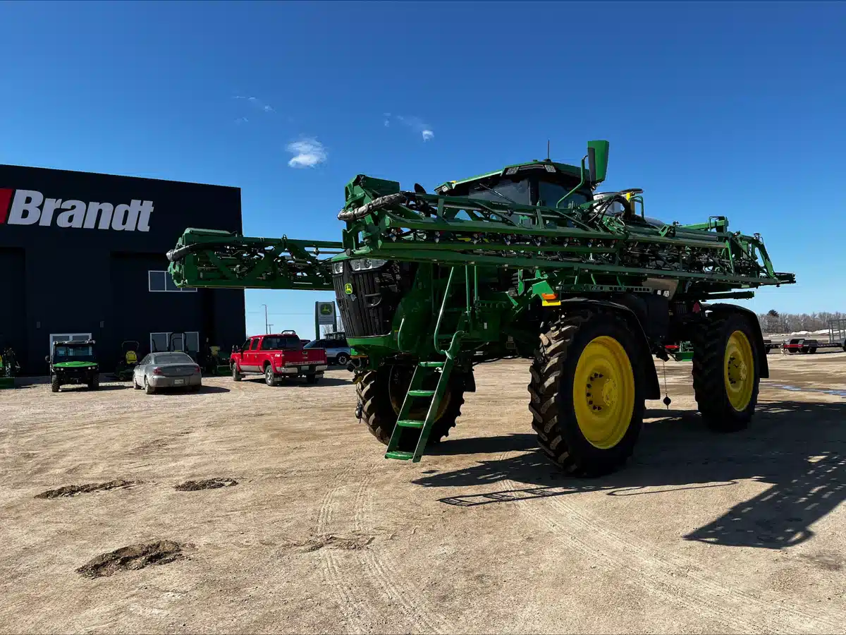 Gallery image 1 for Used 2023 John Deere 616R Sprayer - Self Propelled