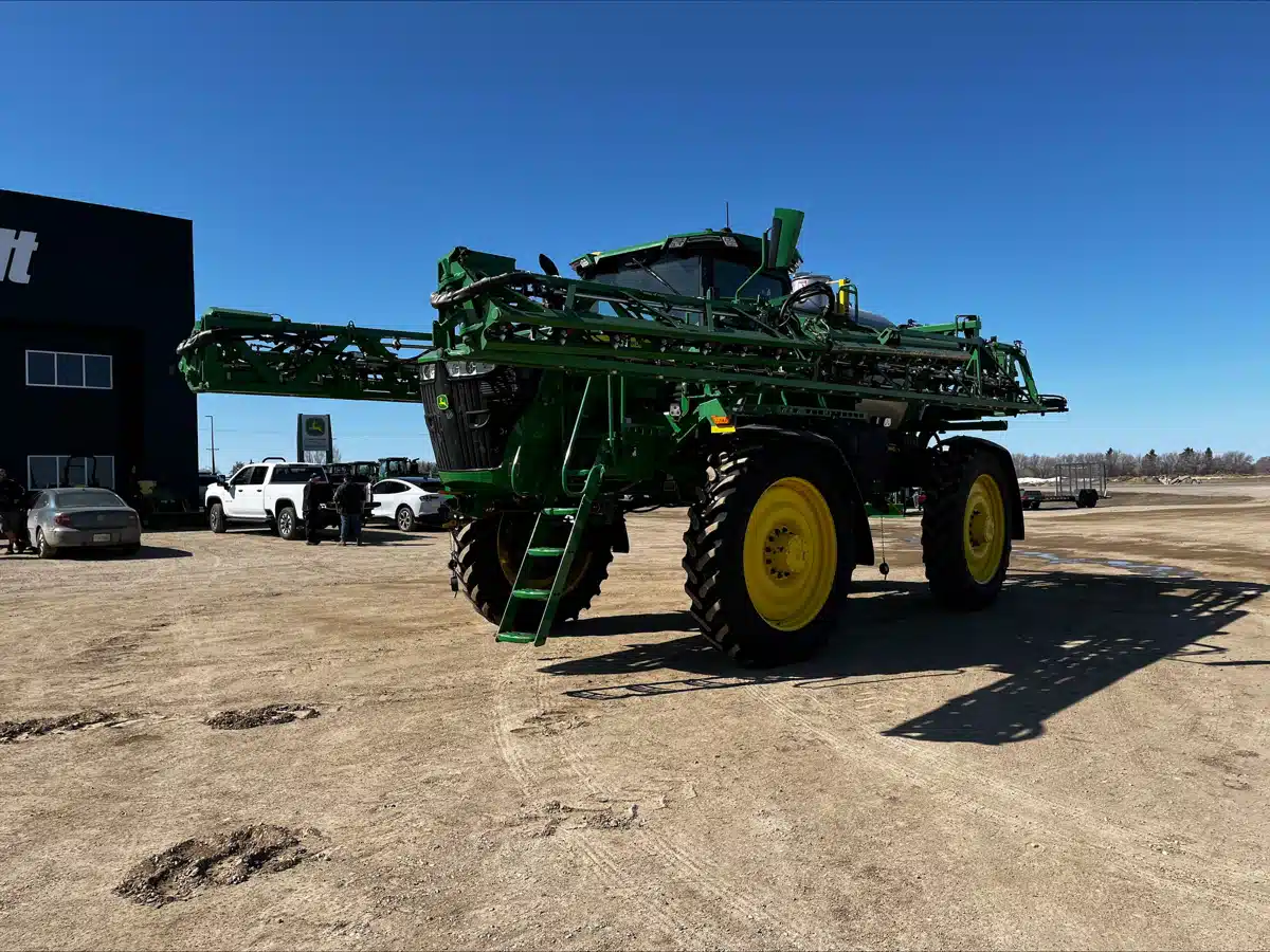 Gallery image 1 for Used 2023 John Deere 616R Sprayer - Self Propelled