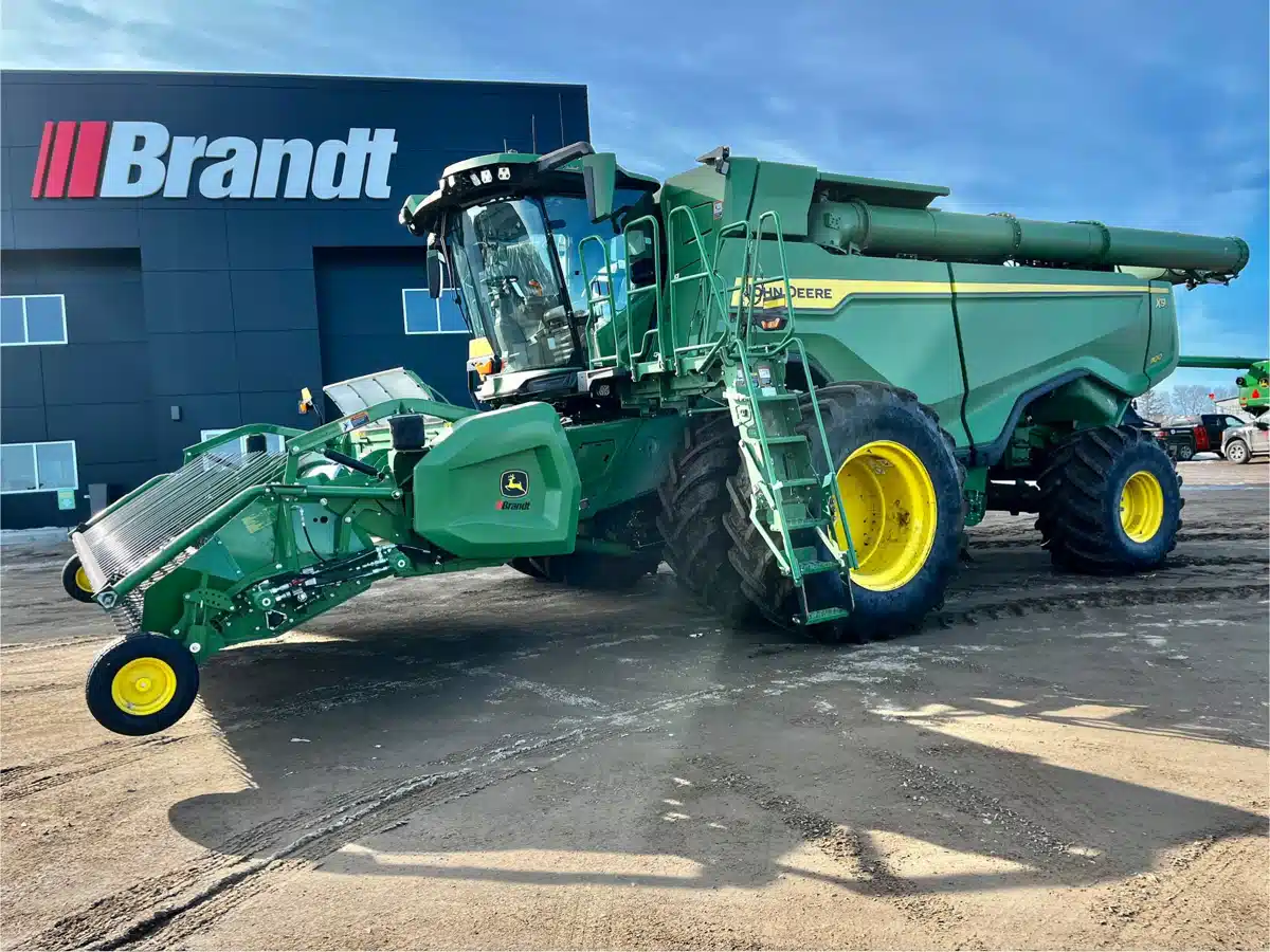 Gallery image 2 for 2024 John Deere X9 1100 Combine