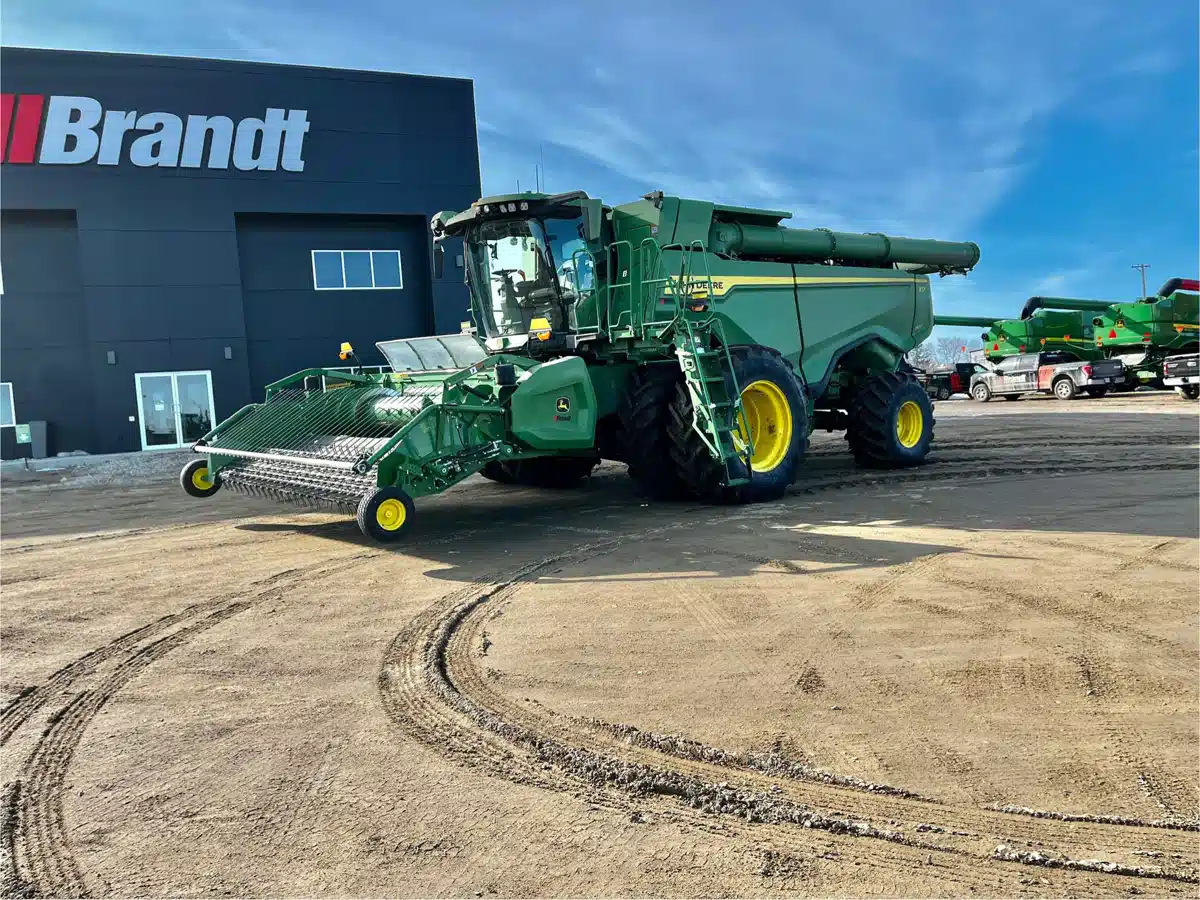 Gallery image 1 for Used 2024 John Deere X9 1100 Combine