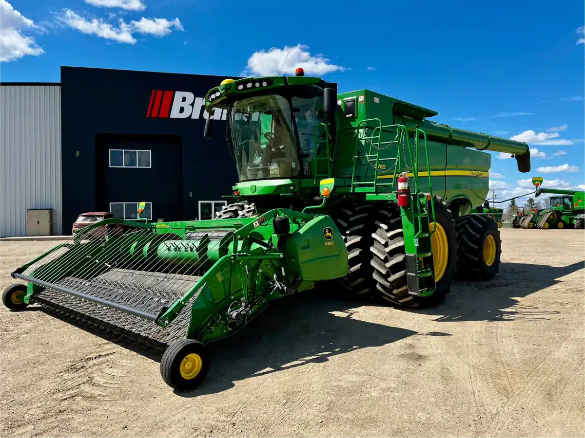 Gallery image 1 for 2018 John Deere S780 Combine