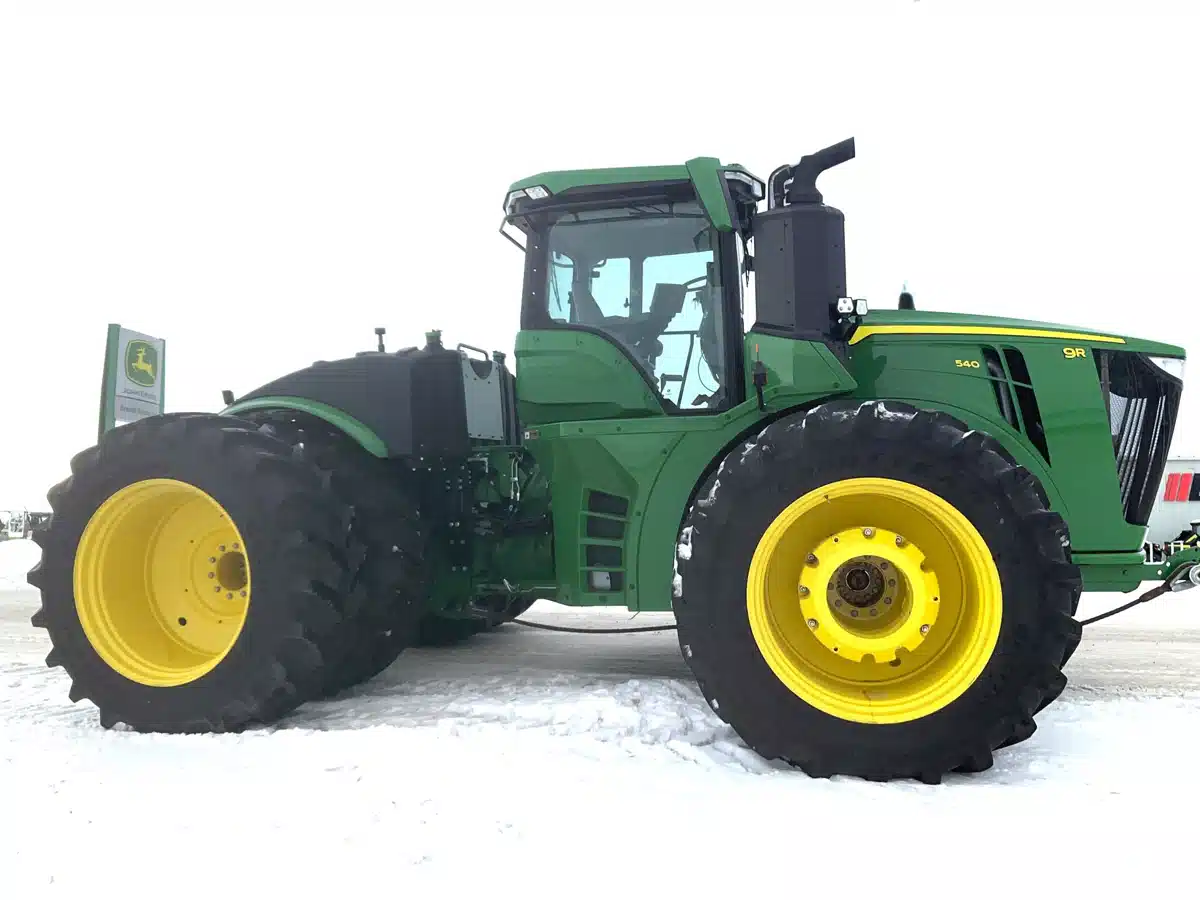 Gallery image 2 for Used 2022 John Deere 9R 540 Tractor