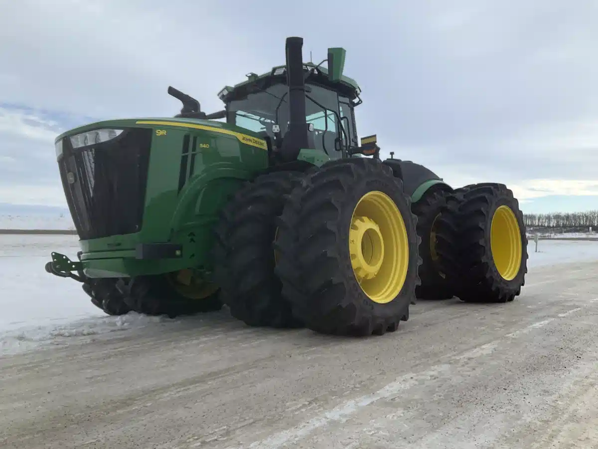 Gallery image 1 for Used 2022 John Deere 9R 540 Tractor