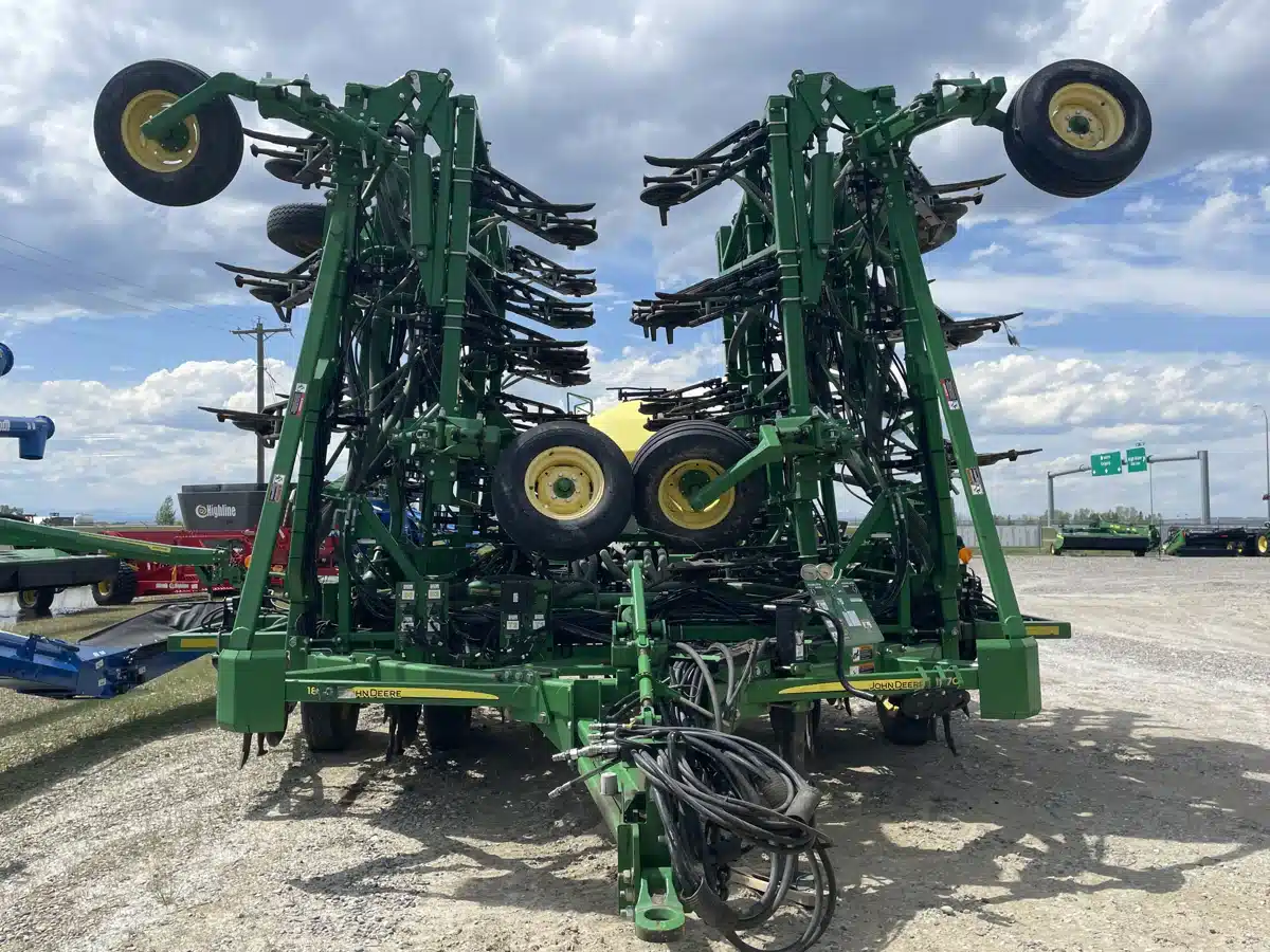 Gallery image 2 for Used 2012 John Deere 1870 Air Drill