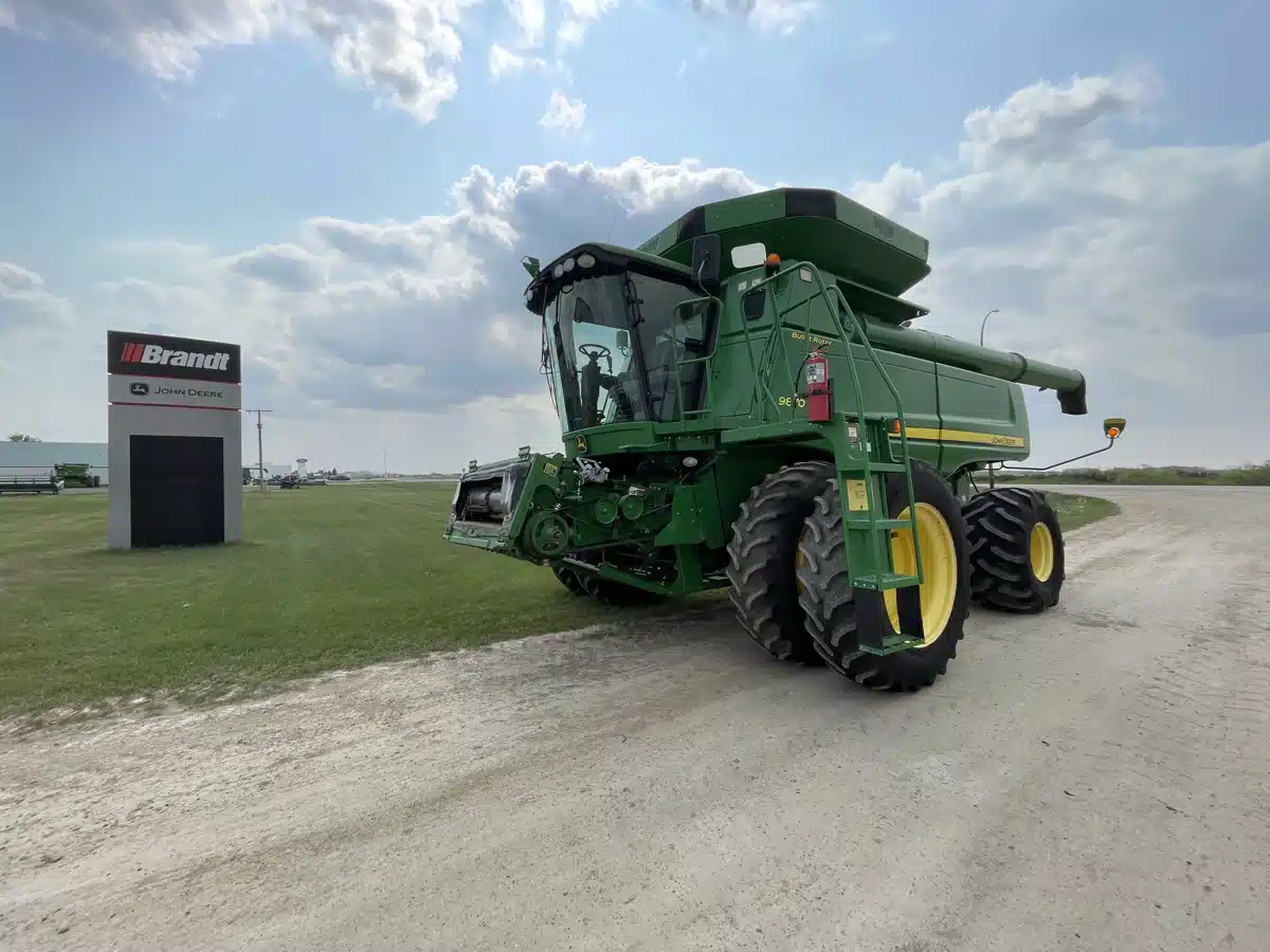 Gallery image 1 for Used 2011 John Deere 9870 STS Combine