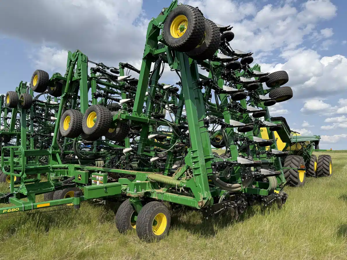 Gallery image 1 for Used 2023 John Deere P680 Air Drill