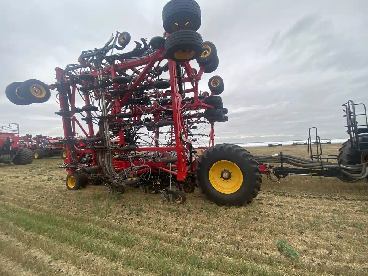 Gallery image 2 for Used 2023 Väderstad 7012 Air Drill