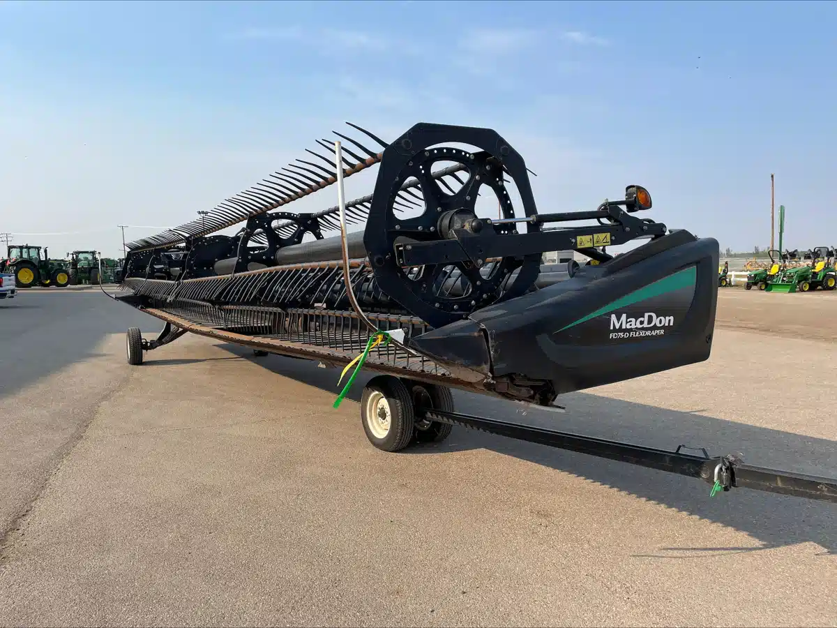 Gallery image 1 for Used 2014 MacDon FD75 Header - Flex Draper