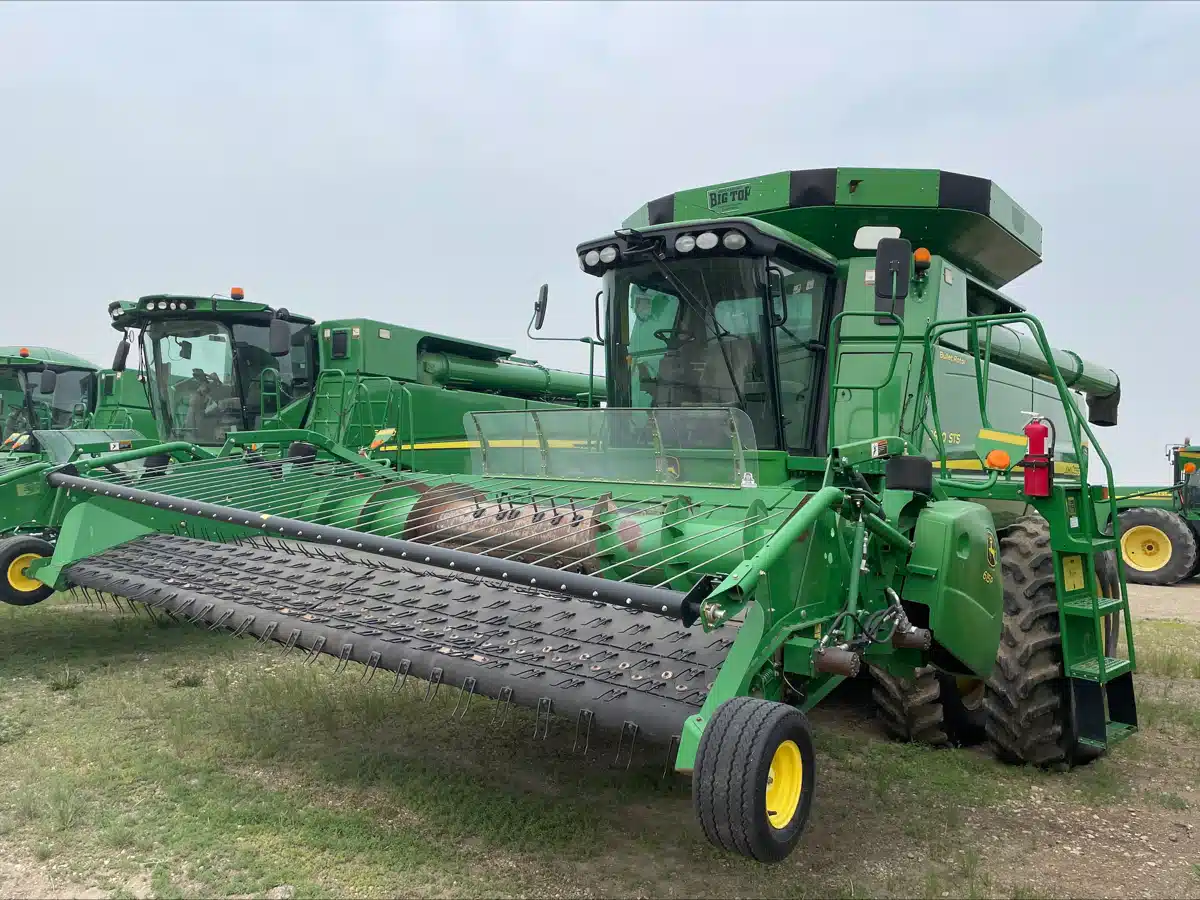 Gallery image 1 for Used 2011 John Deere 9870 STS Combine