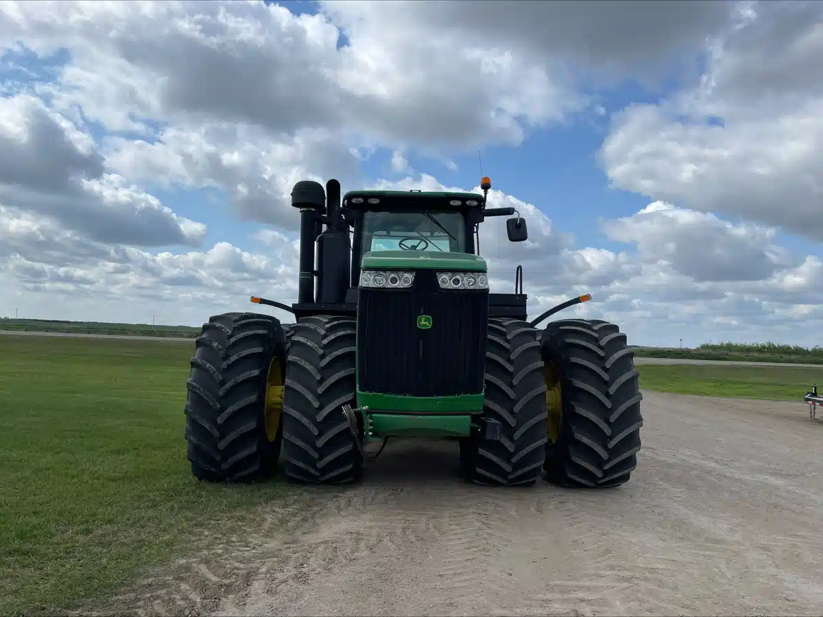 Gallery image 2 for Used 2012 John Deere 9560R Tractor