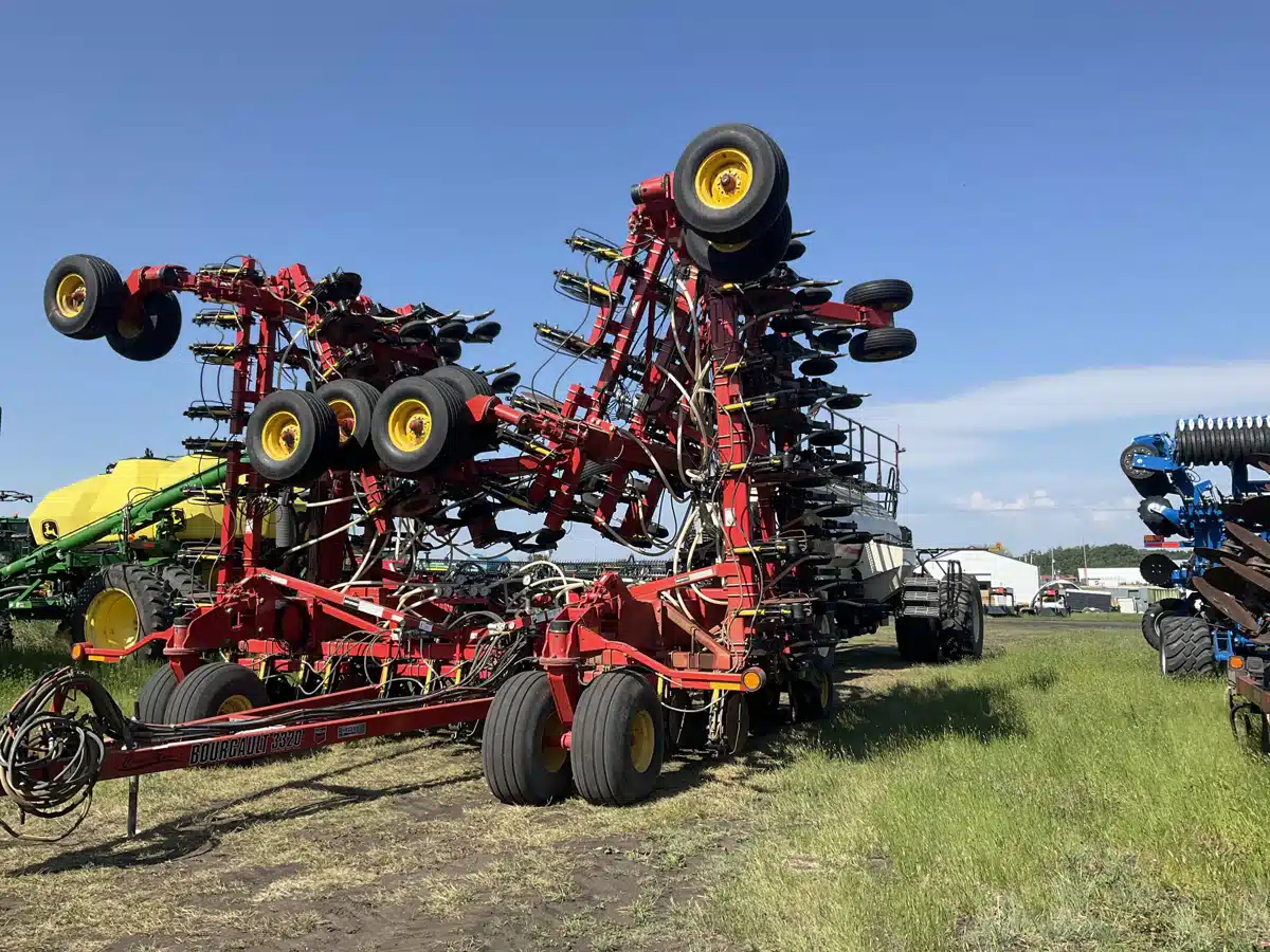Gallery image 1 for 2012 Bourgault 3320-SIZE-UNSPECIFIED Air Drill