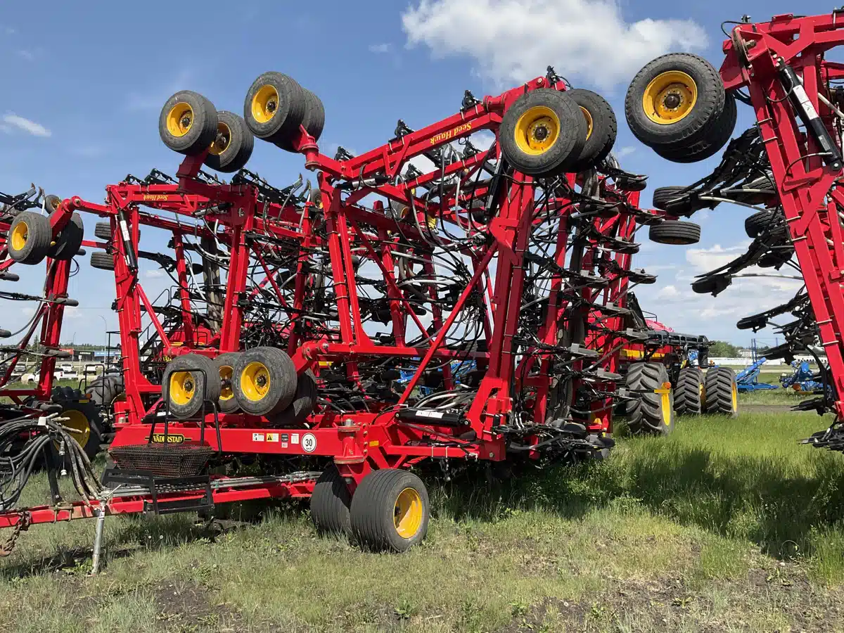 Gallery image 1 for Used 2021 Väderstad 8412 Air Drill