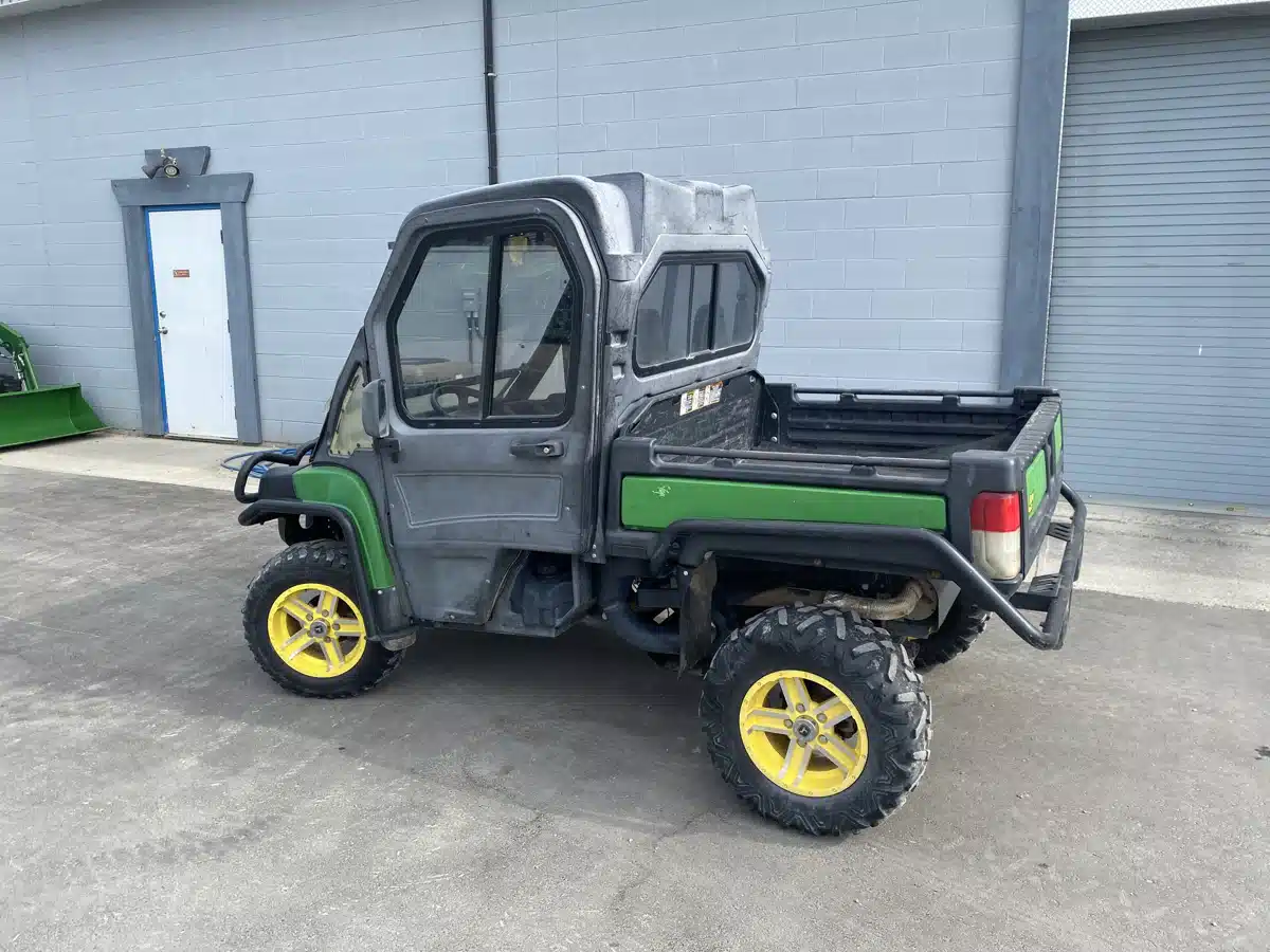 Gallery image 2 for Used 2013 John Deere XUV 825I Utility Vehicle