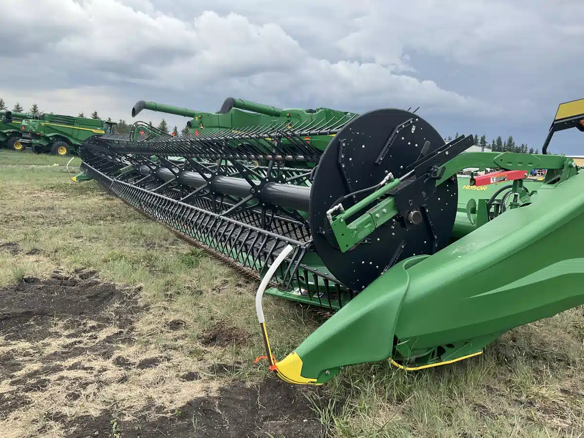 Gallery image 1 for Used 2021 John Deere HD50R Header Combine