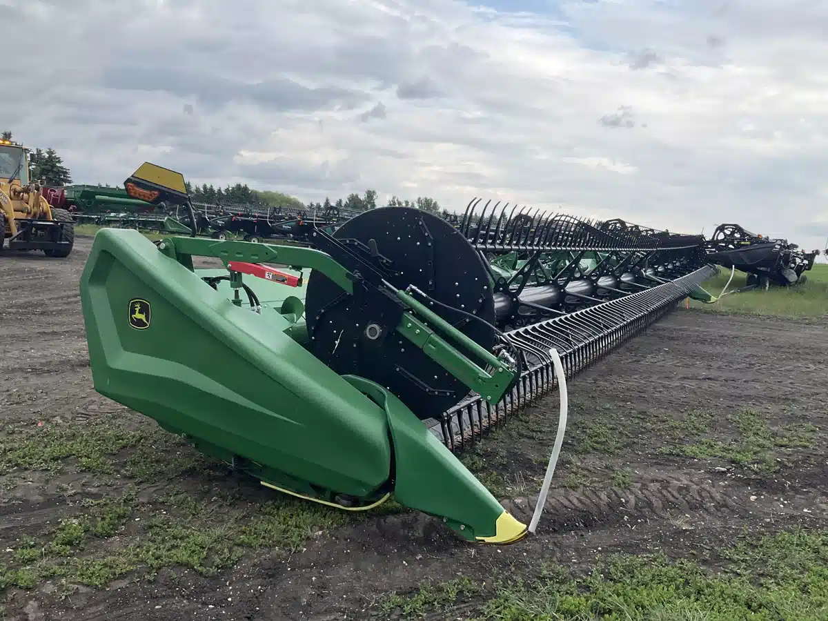 Gallery image 2 for Used 2022 John Deere HD50F Header Combine