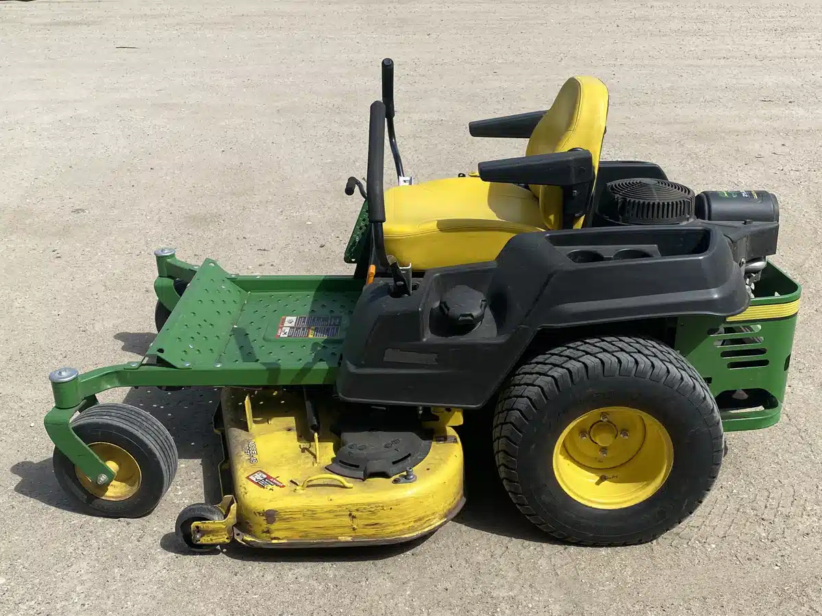 Gallery image 1 for Used 2018 John Deere Z535M Mower - Zero Turn