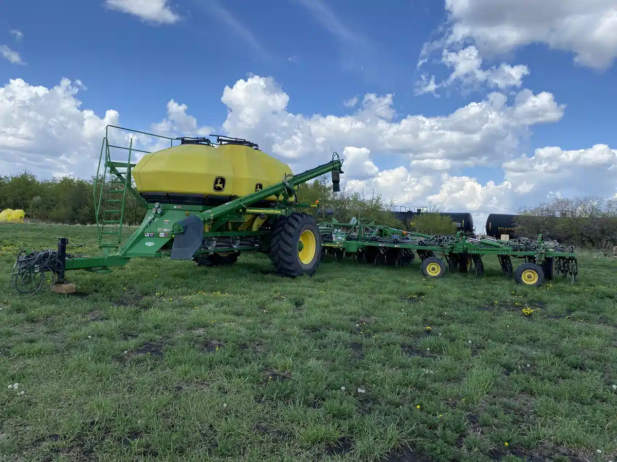 Gallery image 2 for Used 2014 John Deere 1870 Air Drill